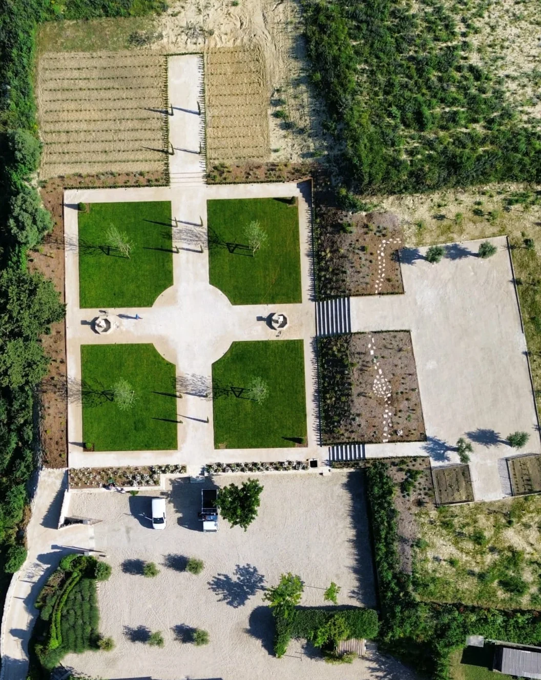 Un jardin géométrique vu du dessus